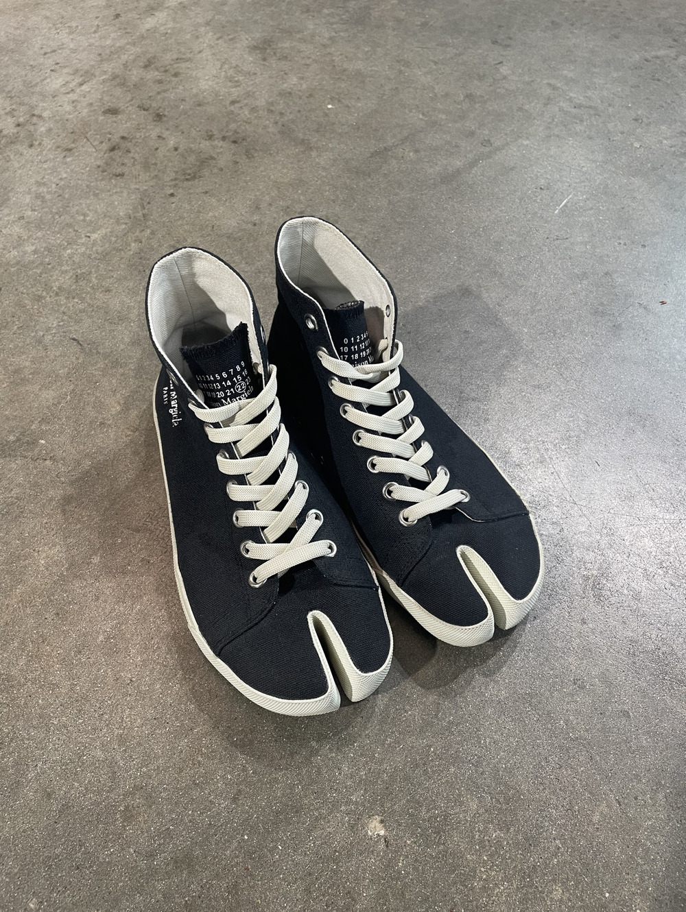 Maison Margiela Tabi Sneakers Size 7.5